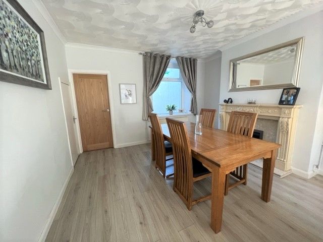 Additional image 4 of 2 bed property to rentWilliam Street, Caerphilly CF83