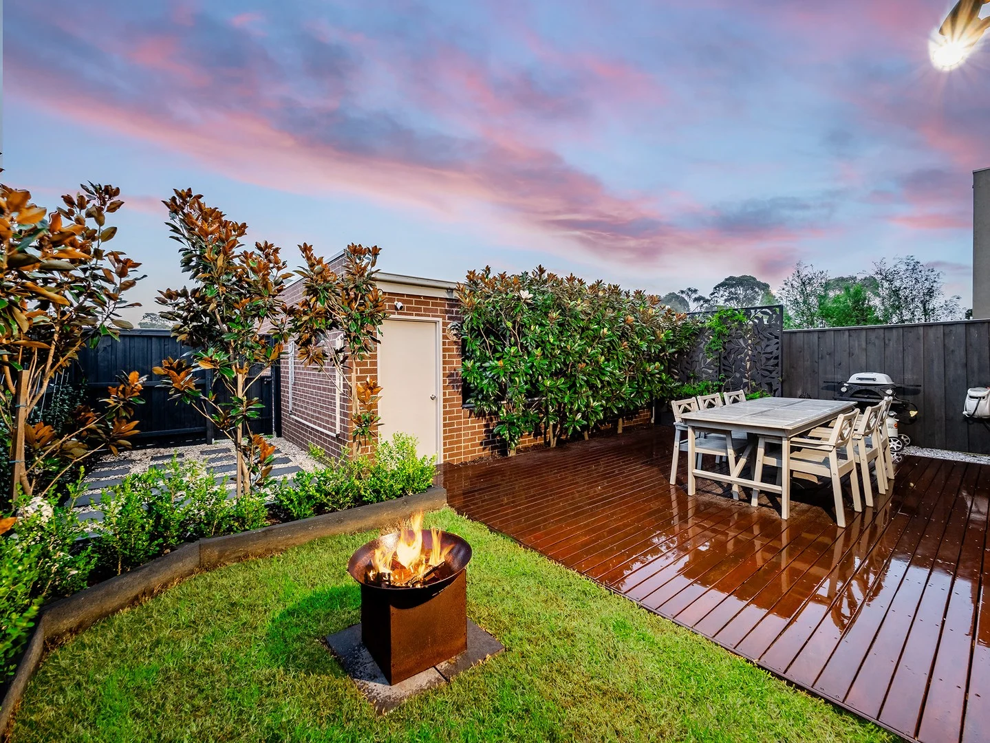 1 Nanea Path, Cranbourne VIC 3977