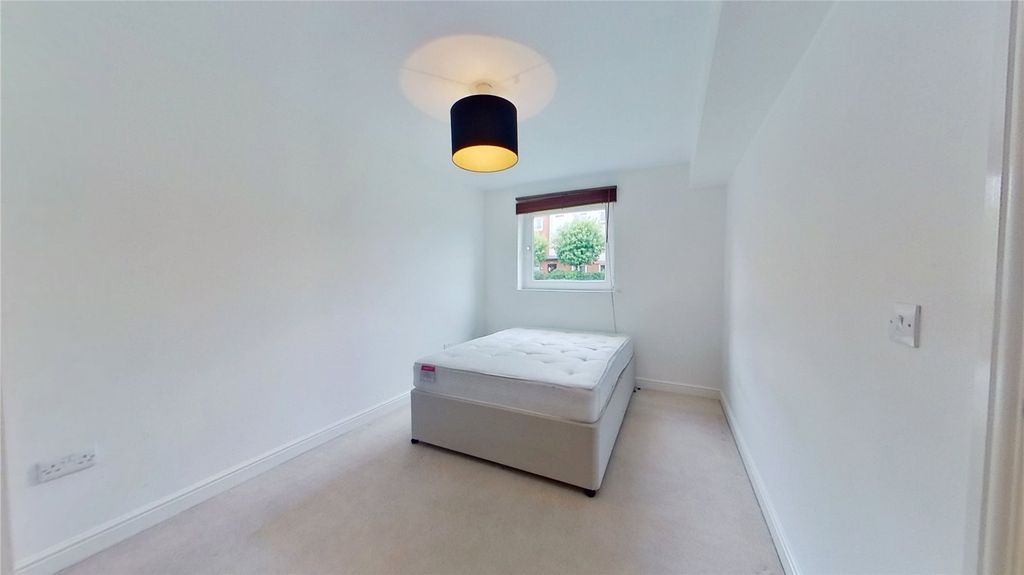 Additional image 12 of 2 bed flat to rentKenley Road, Renfrew, Renfrewshire PA4