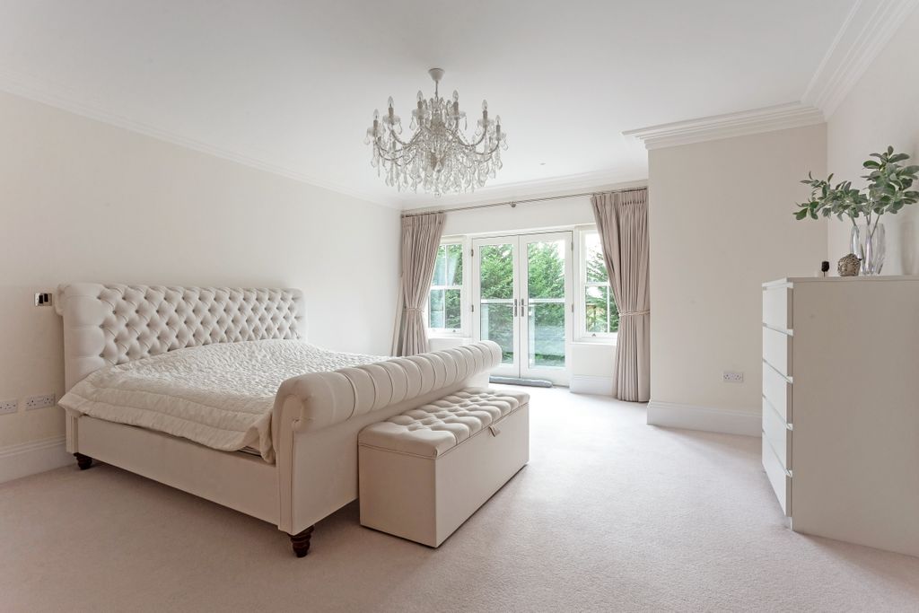Additional image 9 of 5 bed detached house to rentWindsor Grey Close, Ascot SL5