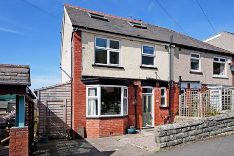 Strelley Avenue, Beauchief S8