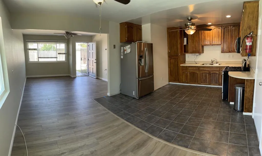Additional image 38 of 5676 Chateau Dr, San Diego, CA 92117