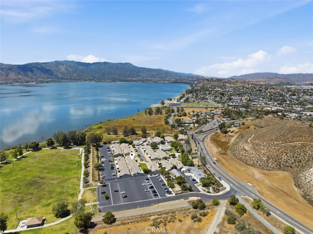 Additional image 18 of 150 E Lakeshore Dr, Lake Elsinore, CA 92530