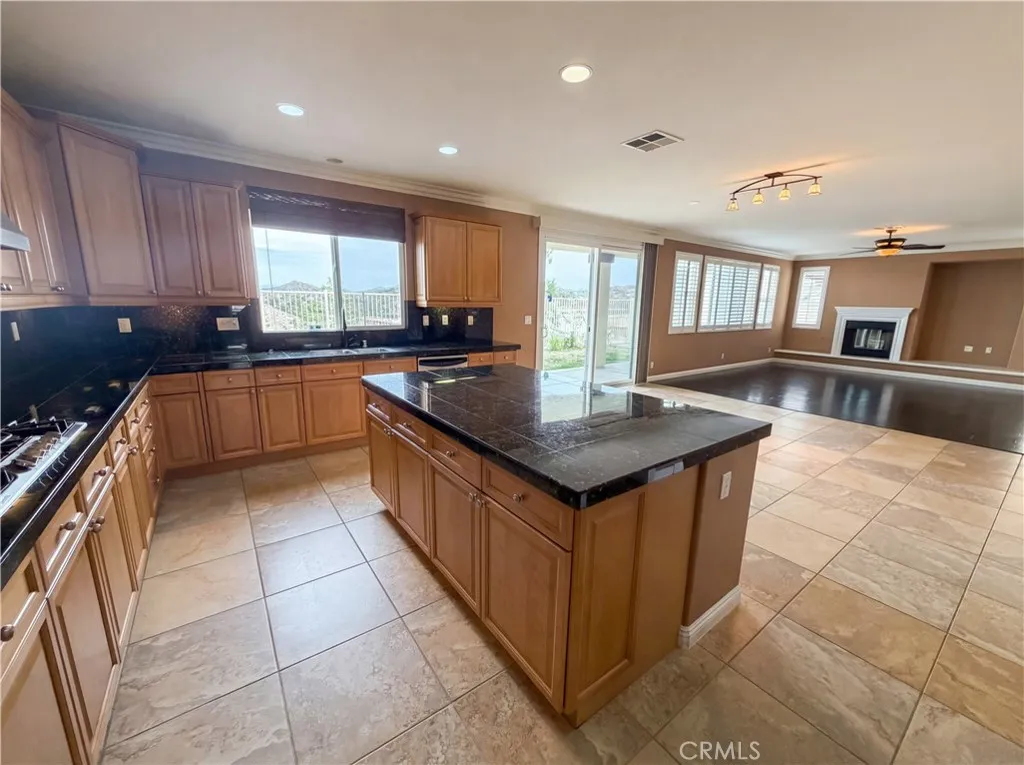 Additional image 42 of 23 Plaza Modena, Lake Elsinore, CA 92532