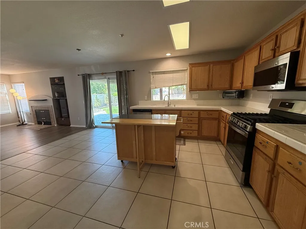Additional image 60 of 15188 Wright Court, Fontana, CA 92336