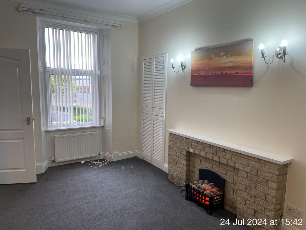 1 bed flat to rent64 Market Place, Carluke ML8