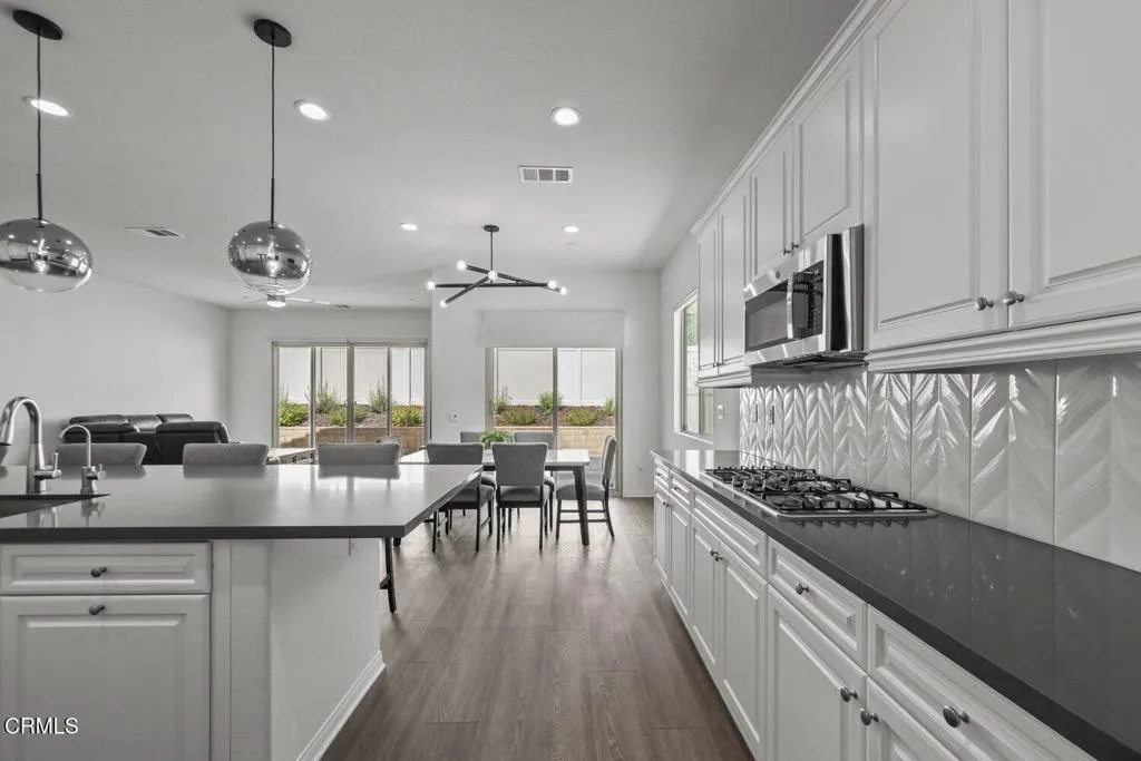 Additional image 16 of 2075 Seville Drive, Santa Paula, CA 93060