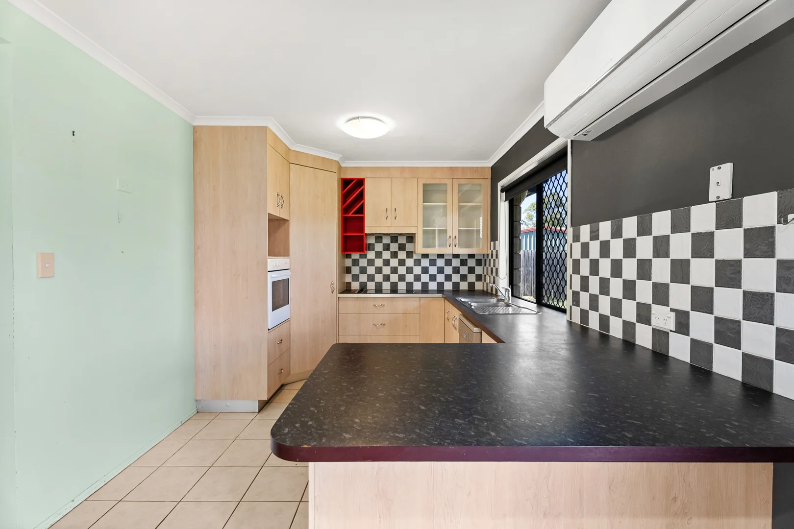 Additional image 6 of 6 Wyuna Court, Urangan QLD 4655