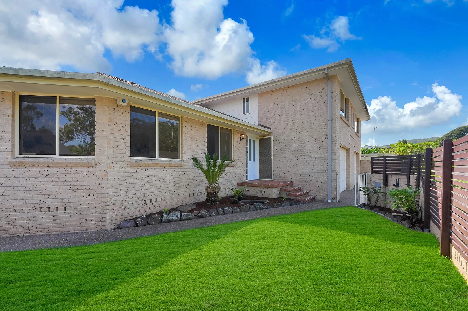 Additional image 10 of 2/2 Harmony Close, Green Point NSW 2251
