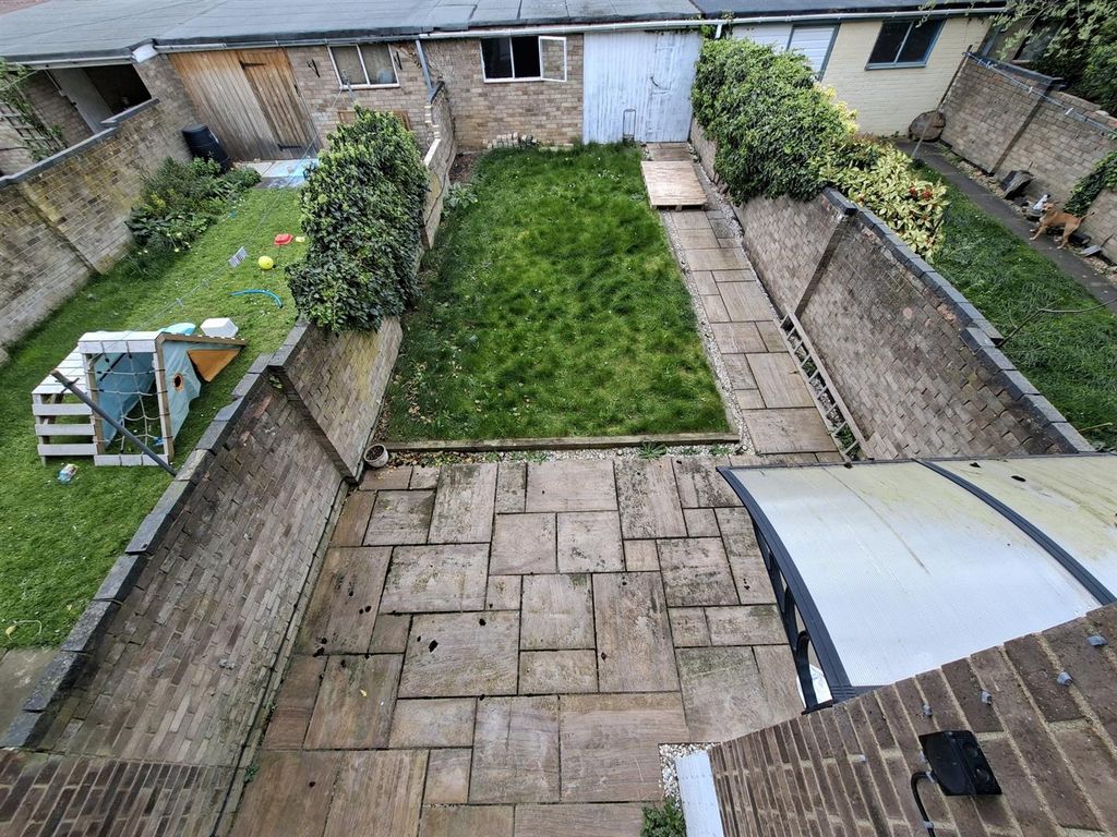 Additional image 6 of 5 bed terraced house to rentBramall Court, Peterborough PE3