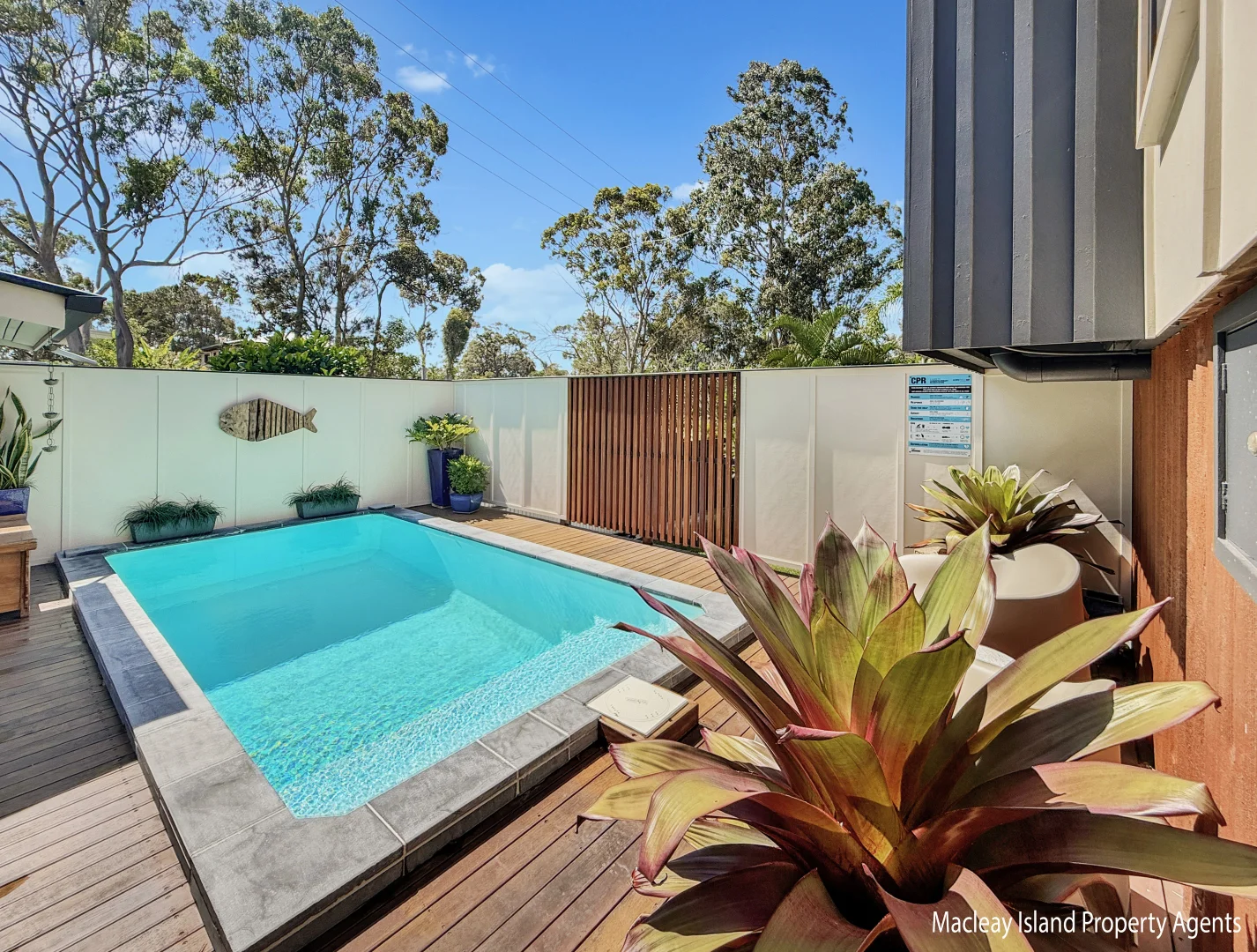 Additional image 3 of 14 Glen Street, Macleay Island QLD 4184