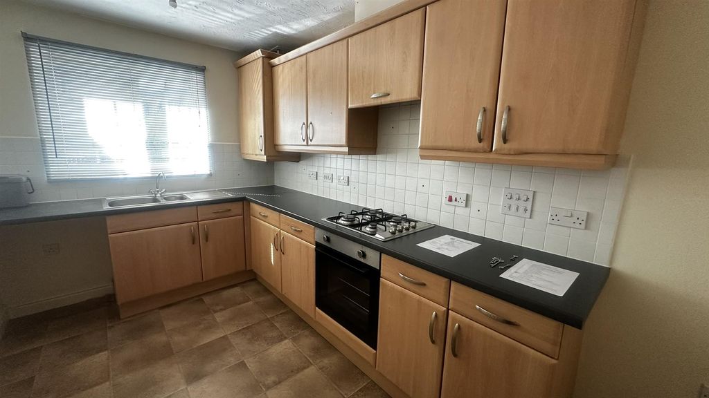 Additional image 3 of 3 bed semi-detached house to rentHelman Tor View, Bodmin PL31