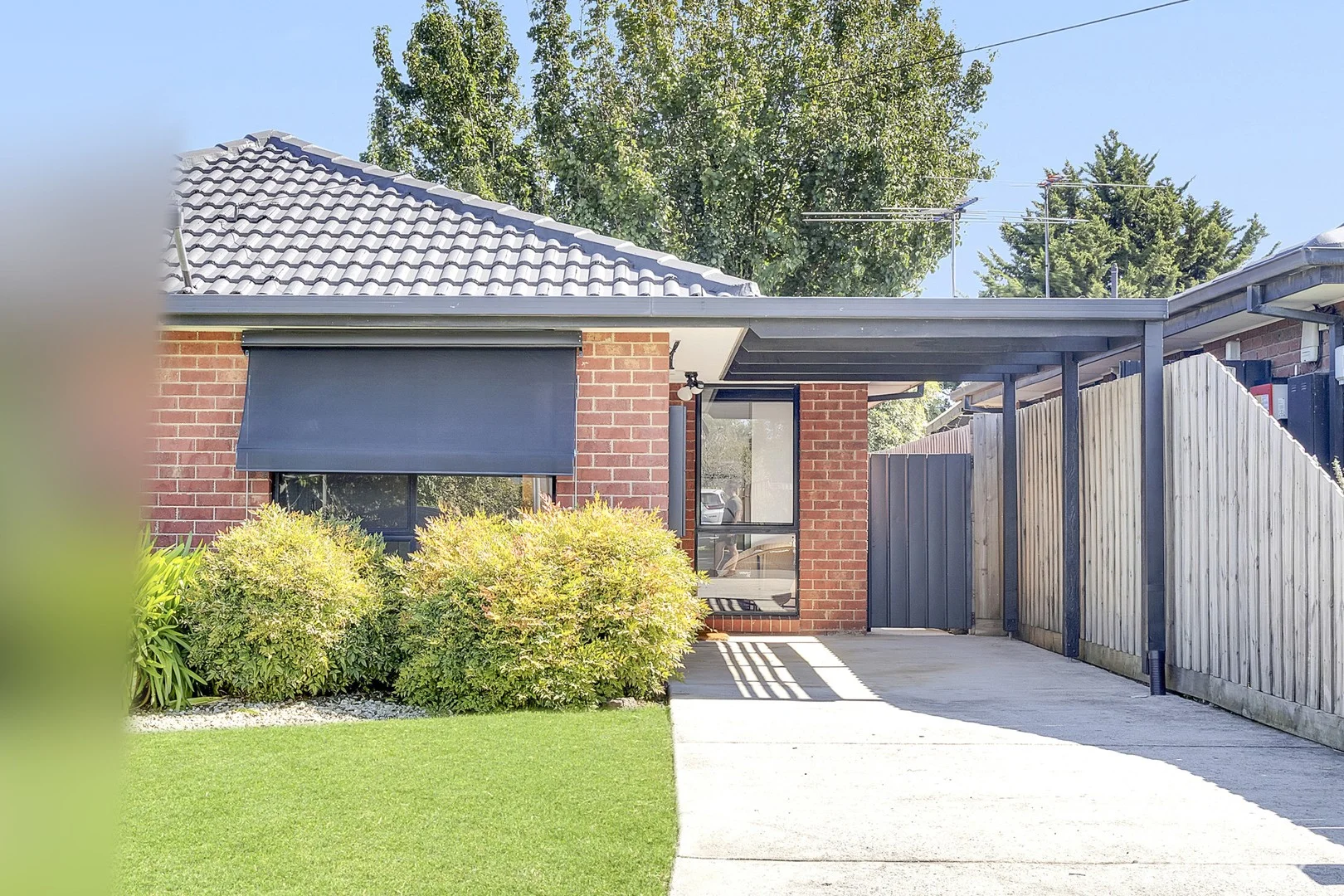 2/18 Crown Street, Laverton VIC 3028