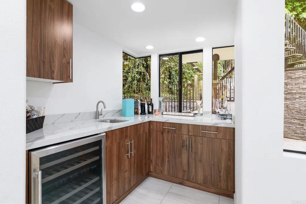 Additional image 38 of 6105 Avenida Chamnez, La Jolla, CA 92037