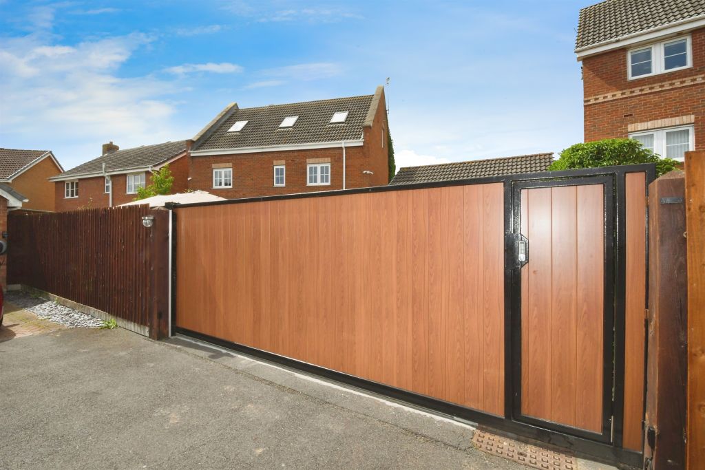 Additional image 16 of 5 bed detached house to rentClaudius Road, North Hykeham, Lincoln LN6
