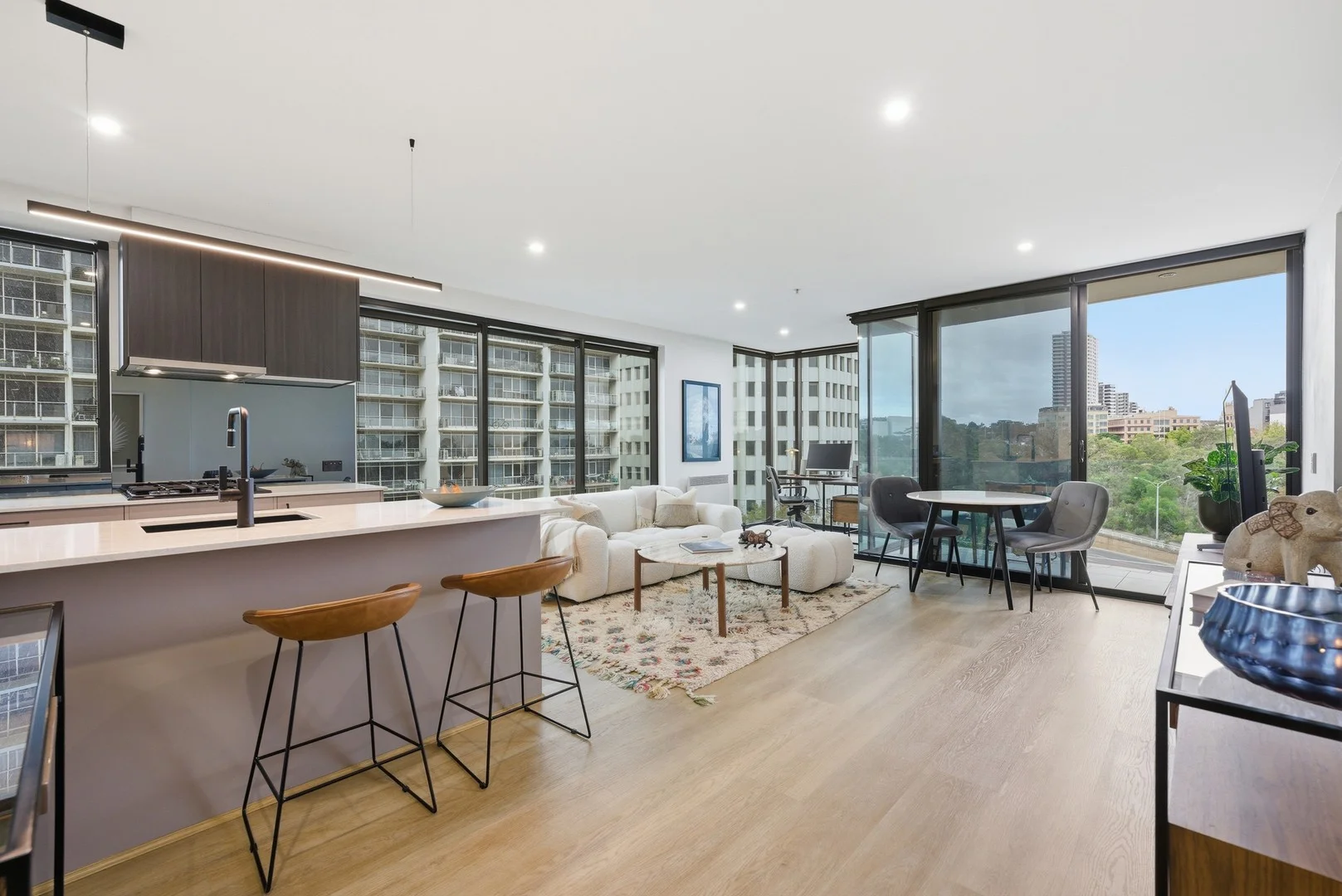 507/83 Queens Road, Melbourne VIC 3004