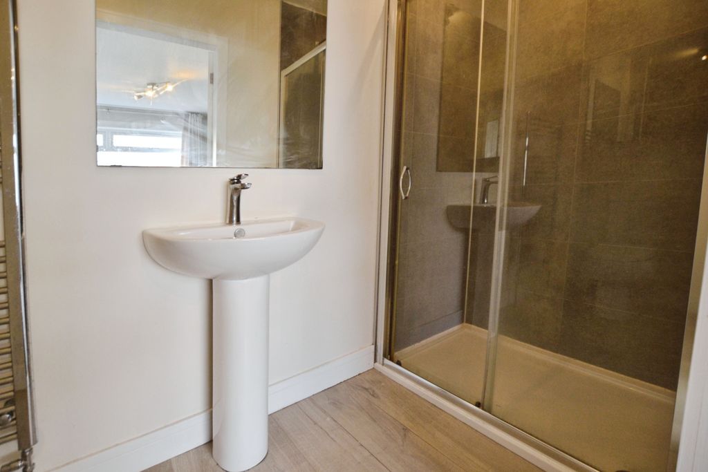 Additional image 10 of 2 bed flat to rentHowden Hall Way, Liberton, Edinburgh EH16
