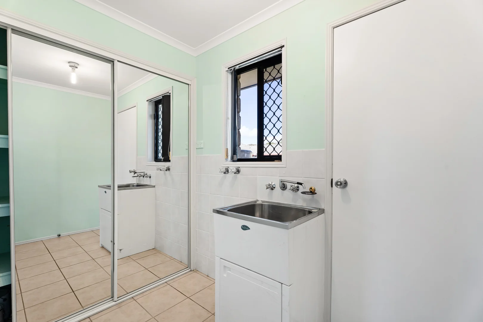 Additional image 14 of 6 Wyuna Court, Urangan QLD 4655