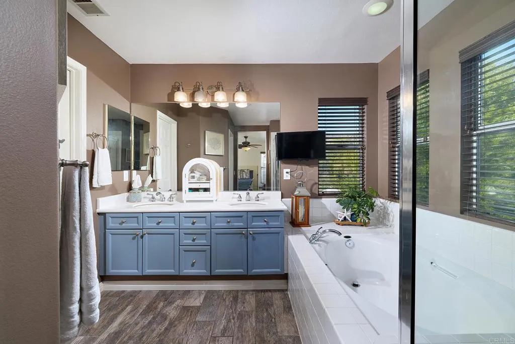 Additional image 101 of 2414 Fallbrook Place, Escondido, CA 92027