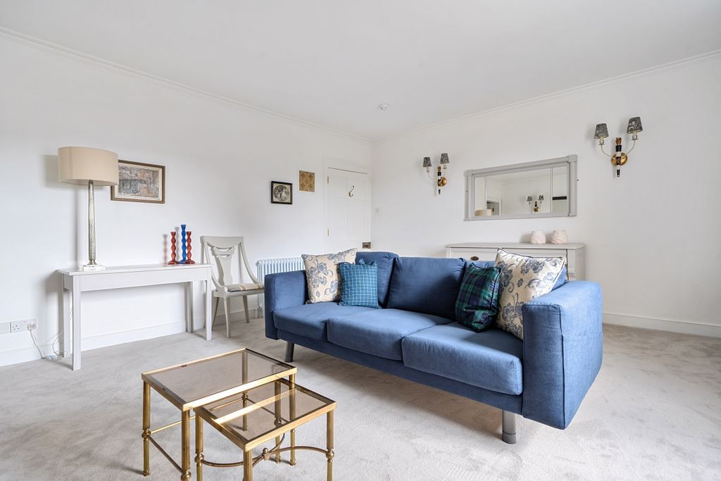 2 bed flat to rentSydney Place, Bathwick, Bath BA2 photo 3