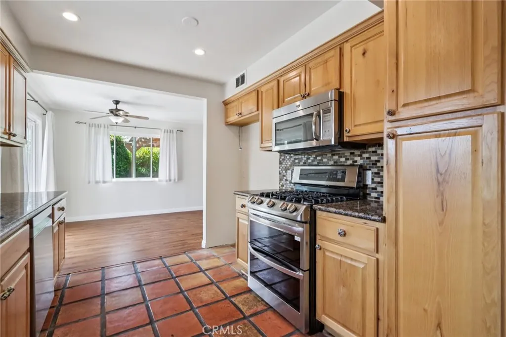 Additional image 11 of 7602 Taylor Dr, Huntington Beach, CA 92648