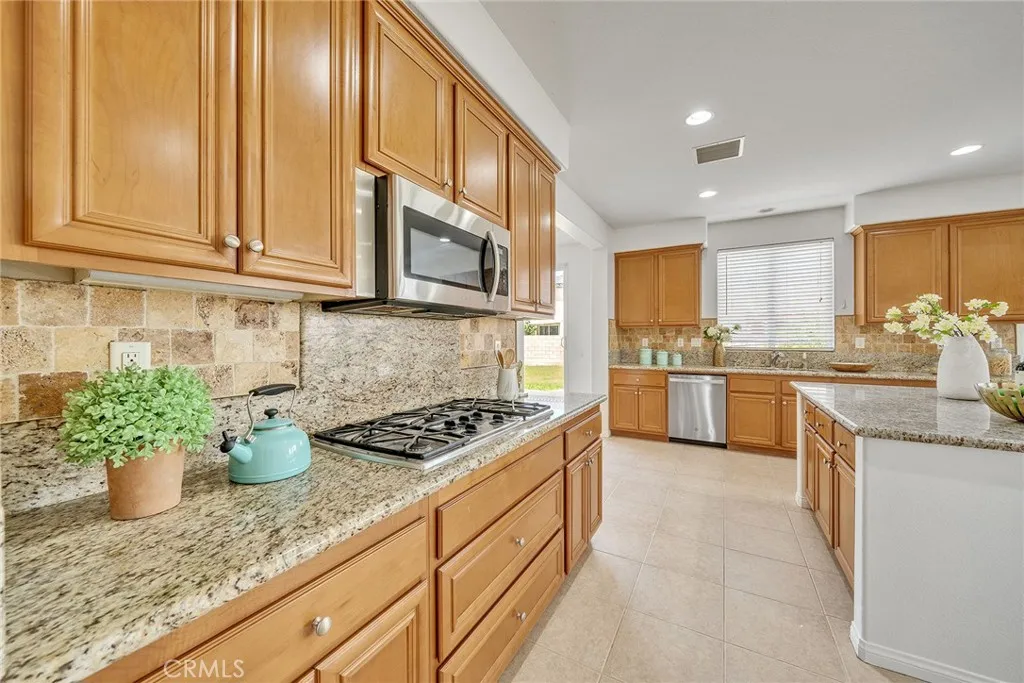 Additional image 80 of 14330 Wolfhound Ct, Eastvale, CA 92880