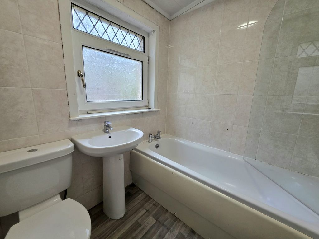 Additional image 10 of 3 bed end terrace house to rentBeech Road, Bathgate EH48