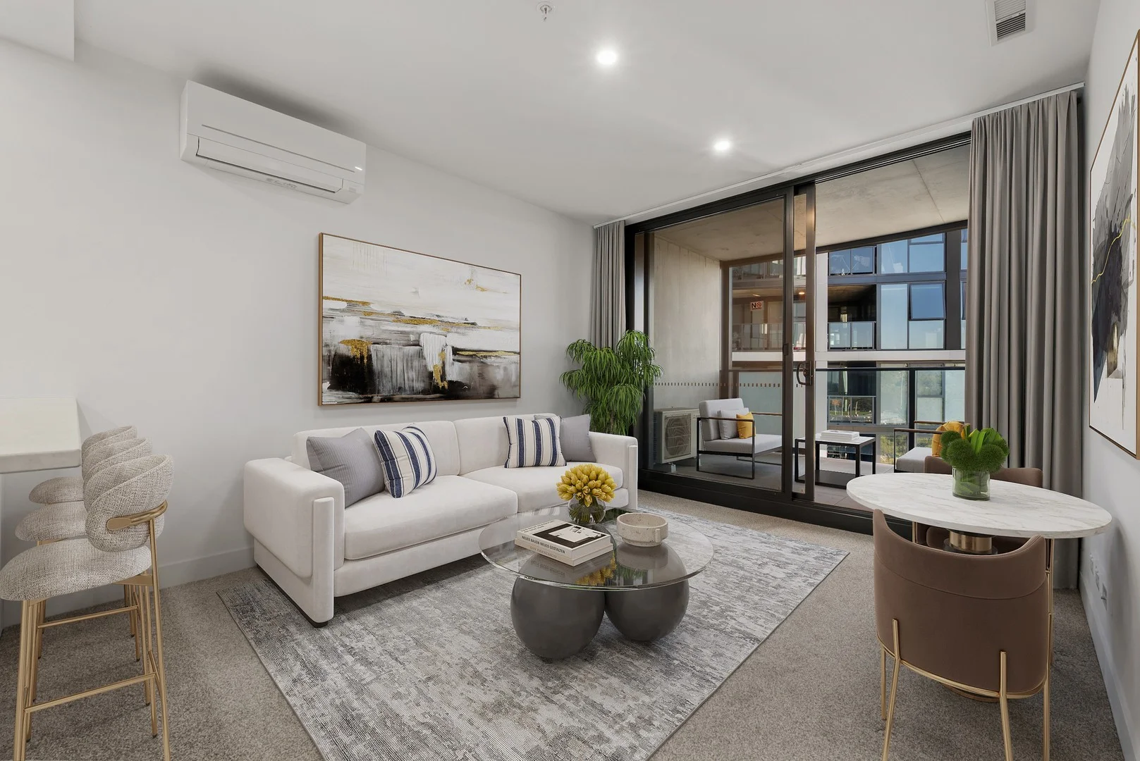 607/11 Launceston Street, Phillip ACT 2606