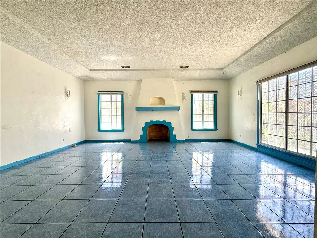 Additional image 3 of 6702 Haas Avenue, Los Angeles, CA 90047