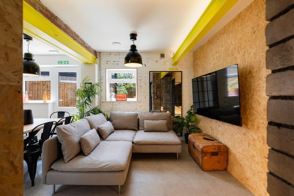Additional image 6 of 9 bed property to rentConygre Grove, Filton BS34