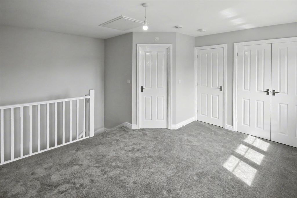 Additional image 9 of 1 bed semi-detached house to rentRedwing Place, Corby NN17