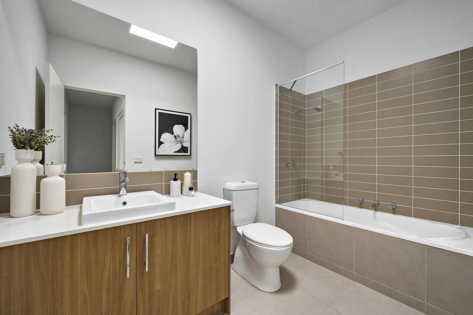 Additional image 11 of 18/24 Craig Street, Keilor East VIC 3033