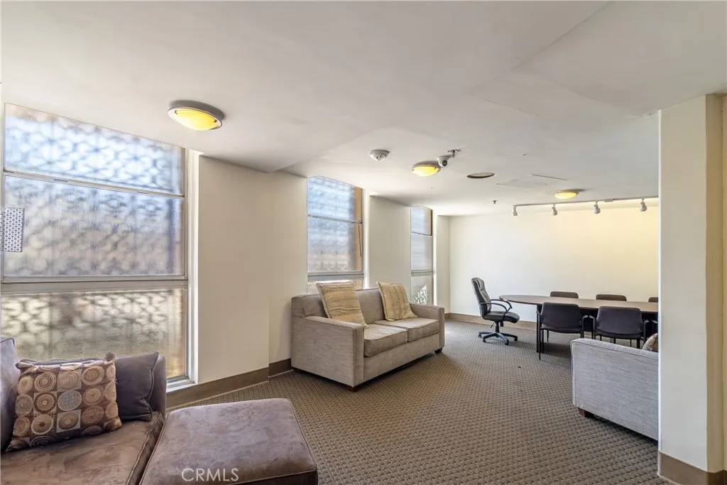 Additional image 17 of 2260 N North Cahuenga Boulevard Unit 302, Los Angeles, CA 90068