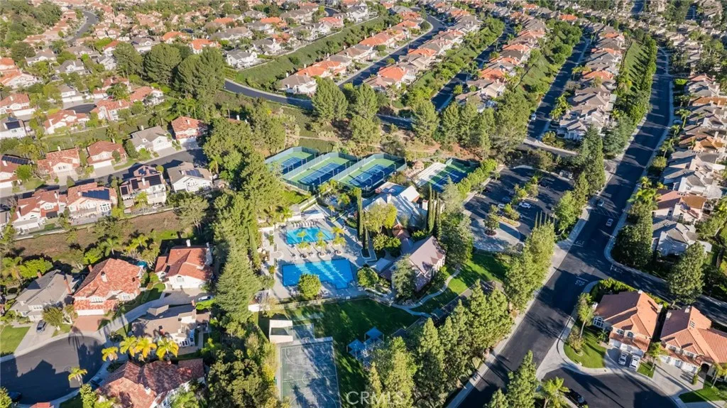 22641 Teakwood, Mission Viejo, CA 92692