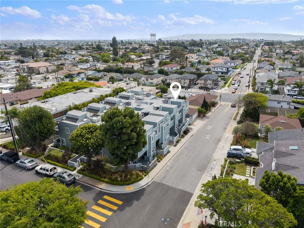 Additional image 41 of 1300 12th Street Unit E, Manhattan Beach, CA 90266