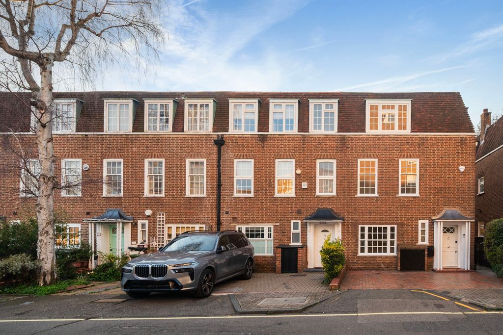 Additional image 20 of 5 bed detached house to rentThe Marlowes, St Johns Wood, London NW8