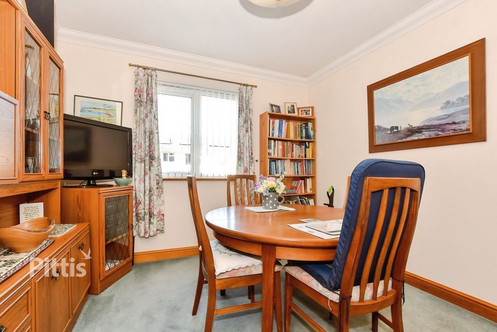 Additional image 3 of 4 bed semi-detached house to rentSt. Saviours Road, Totland Bay PO39