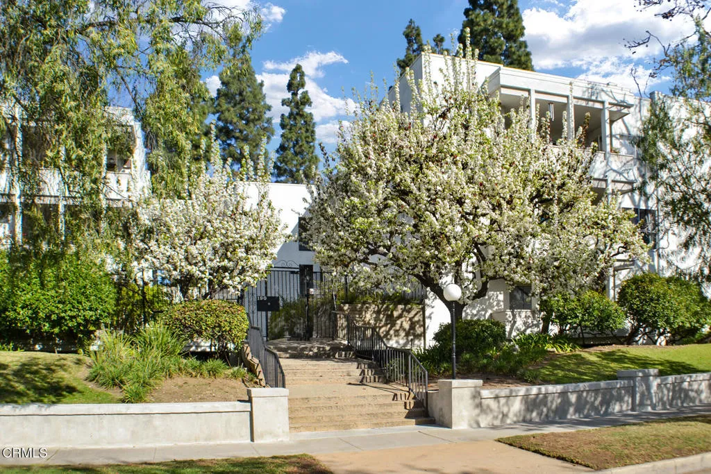 Additional image 36 of 190 Arroyo Terrace Unit 102, Pasadena, CA 91103