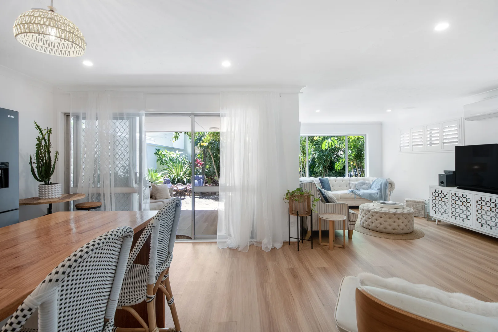 Additional image 2 of 31 Sunbrite Avenue, Mermaid Beach QLD 4218