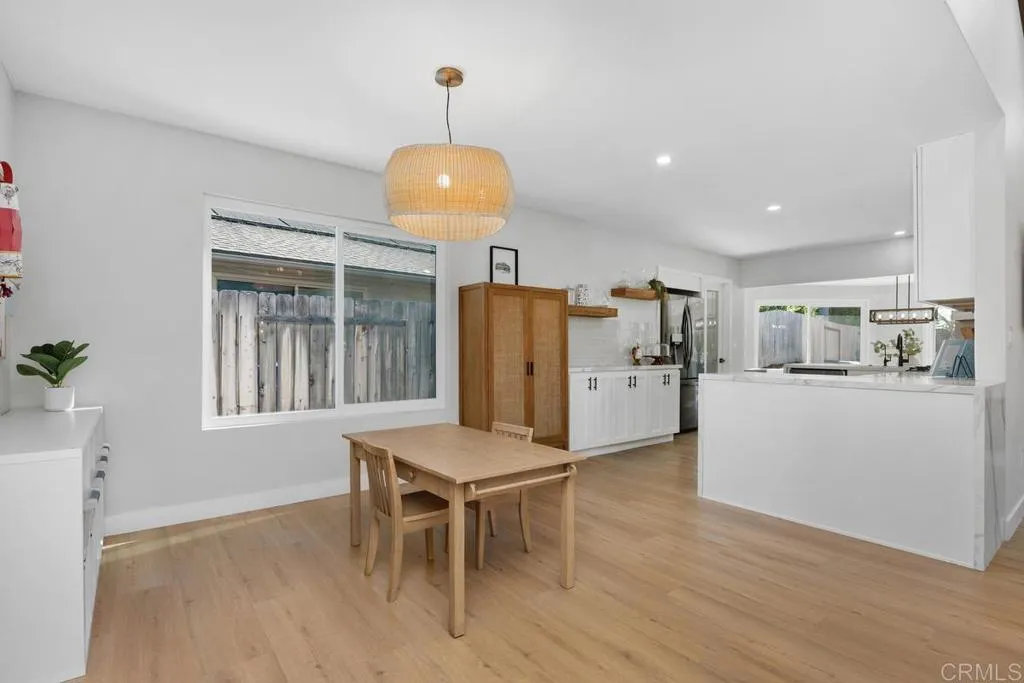 Additional image 9 of 4185 Combe Way, San Diego, CA 92122