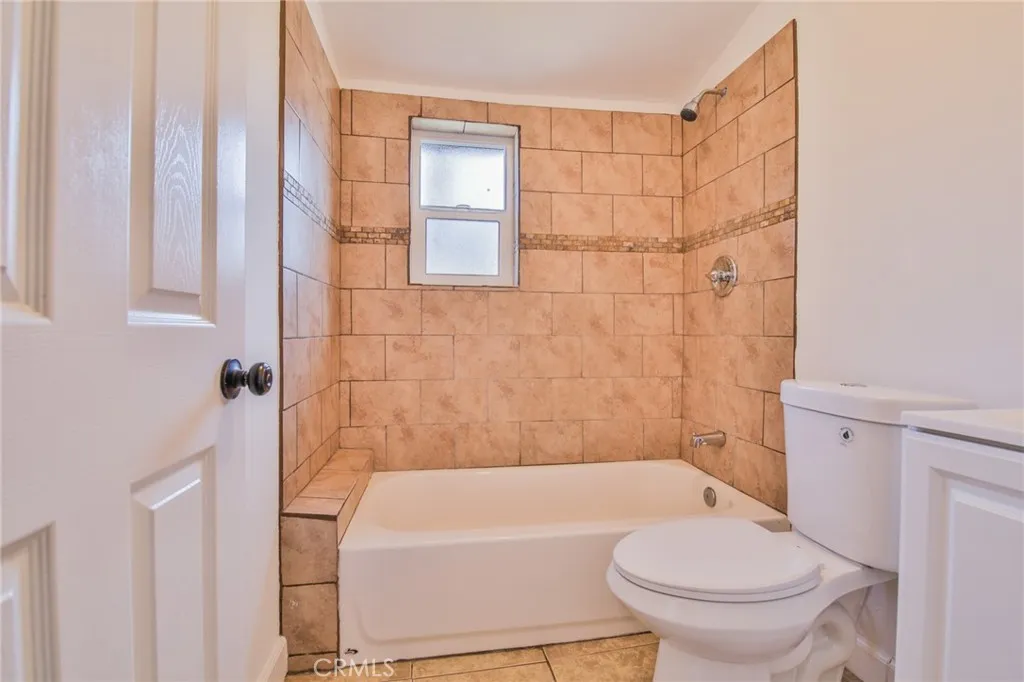 Additional image 22 of 1712 E 57th St, Los Angeles, CA 90058