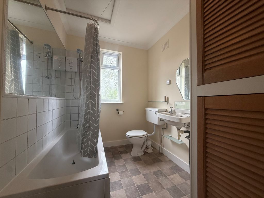 Additional image 5 of 2 bed terraced house to rentWinden Avenue, Chichester PO19