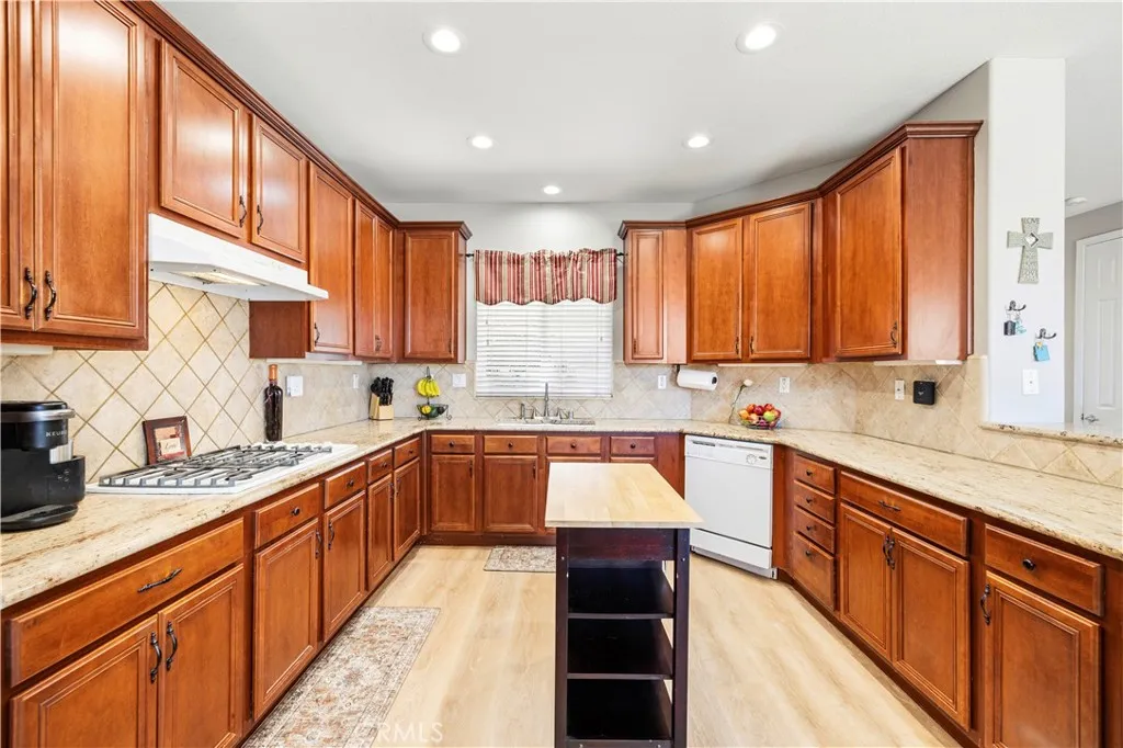 Additional image 15 of 20019 Christopher Ln, Saugus, CA 91350