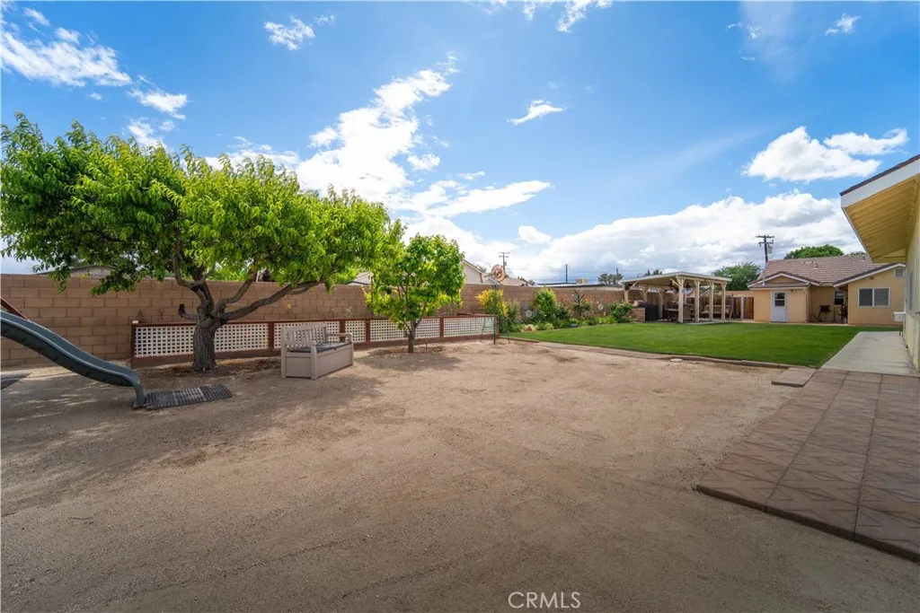 Additional image 84 of 43516 18th St W, Lancaster, CA 93534