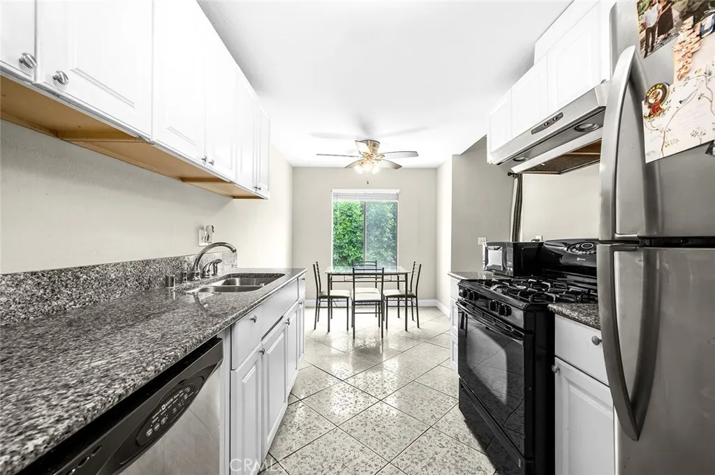 Additional image 6 of 700 W La Veta Ave, Orange, CA 92868