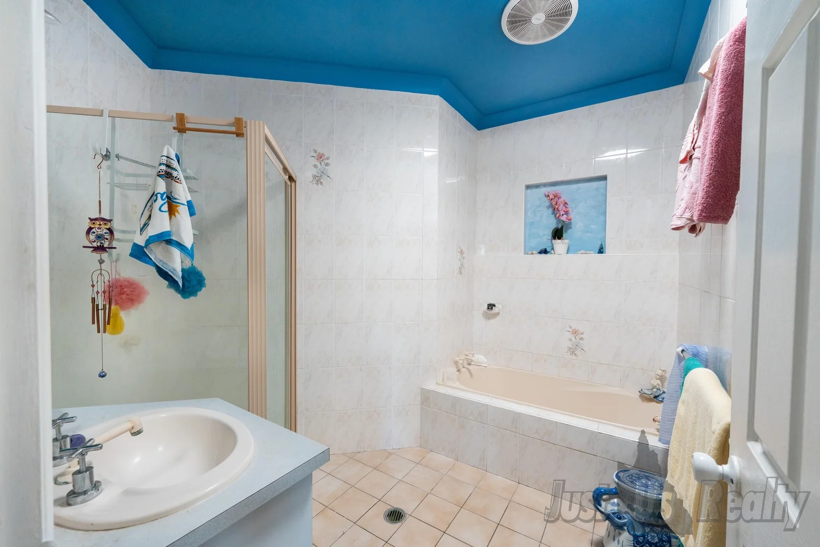 Additional image 17 of 21 Pinnacle Court, Avoca QLD 4670