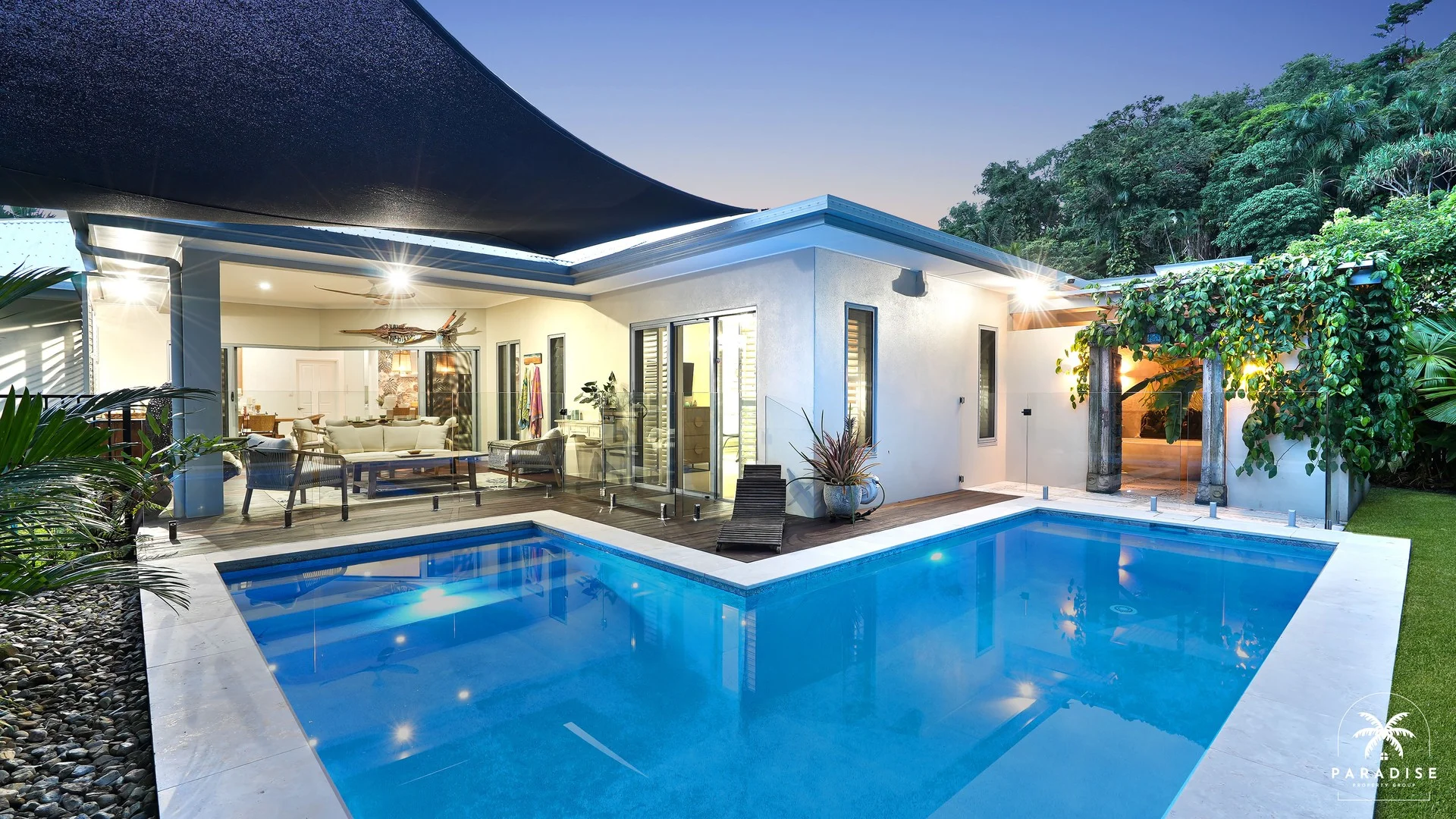 3 Savaii Close, Palm Cove QLD 4879