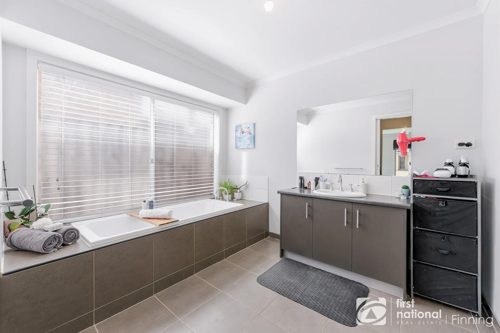 Additional image 3 of 11 Lisa Avenue, Pakenham VIC 3810