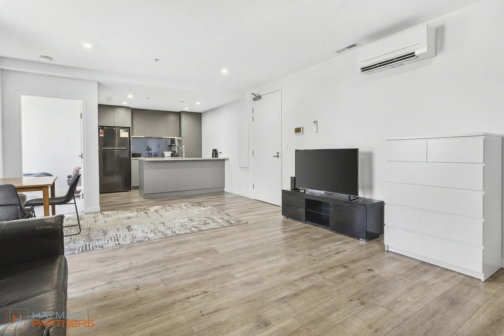 Additional image 2 of 610/49 Furzer Street, Phillip ACT 2606