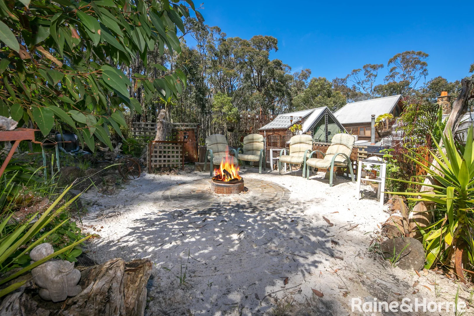 Additional image 20 of 90 Ellandee Crescent, Macedon VIC 3440